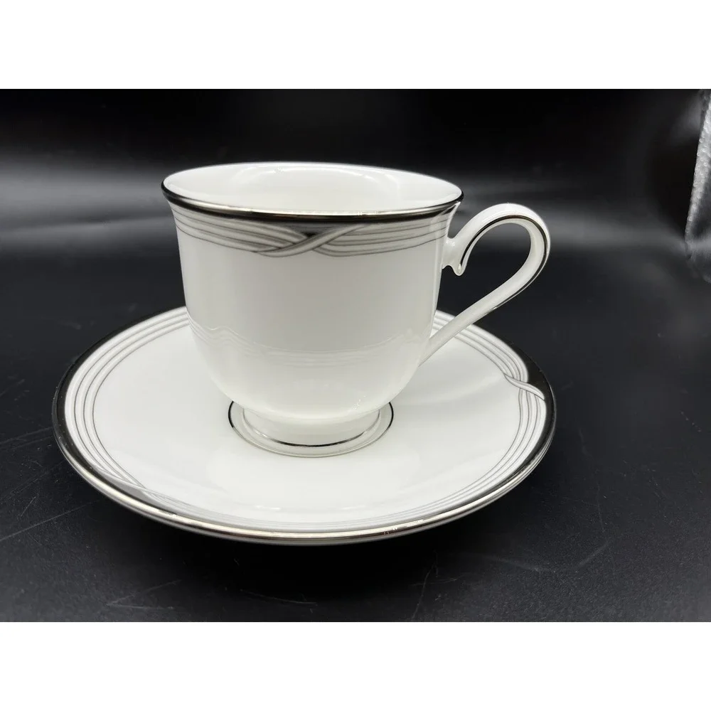 LENOX ERIN Debut Collection Fine Bone China Luncheon Set For 4 (14 Pieces)